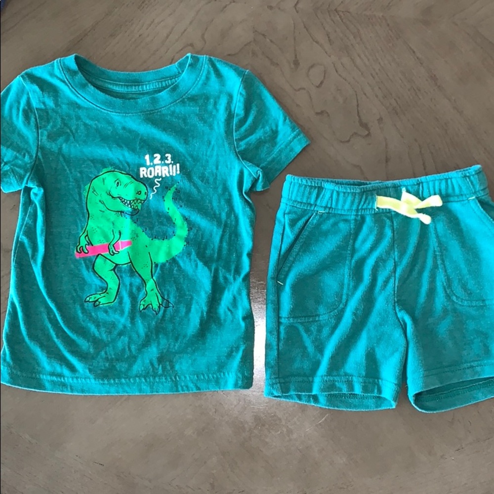 Boys 18 month t-shirt and cotton shorts